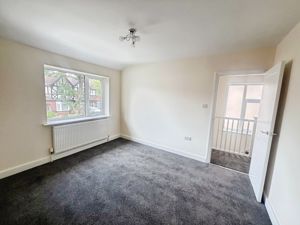 Bedroom- click for photo gallery